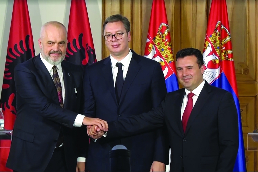 Sini jarko sunce sa Malog Šengena