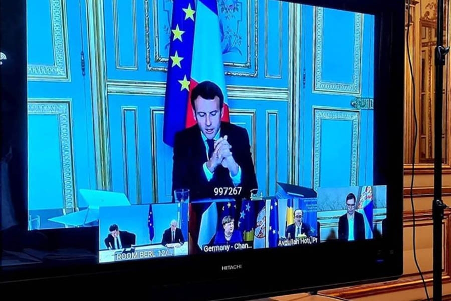 Samit u Parizu: usamljena pozicija Srbije