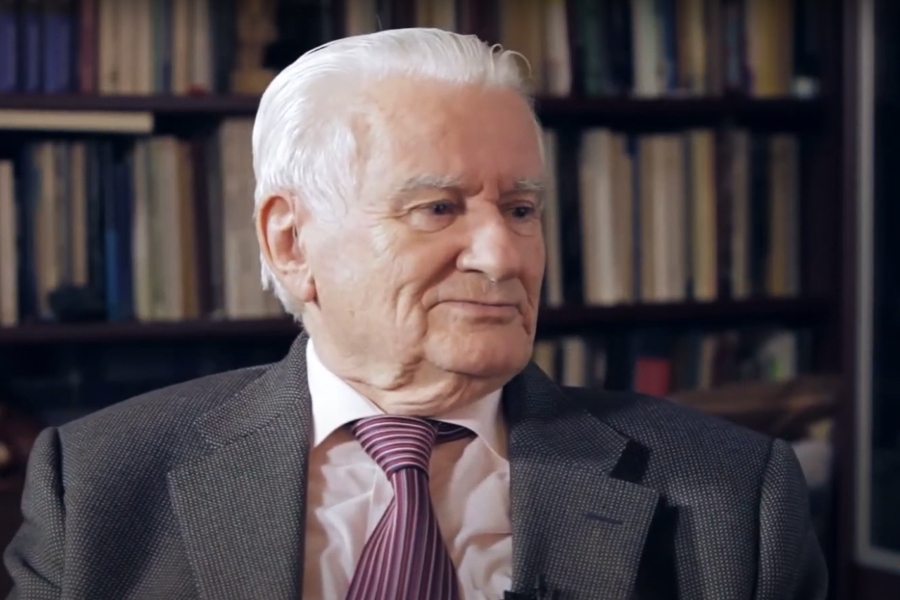 Smena vlasti u revoluciji