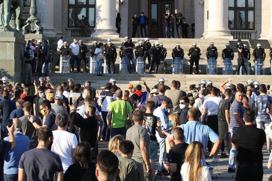 Neočekivana erupcija nezadovoljstva