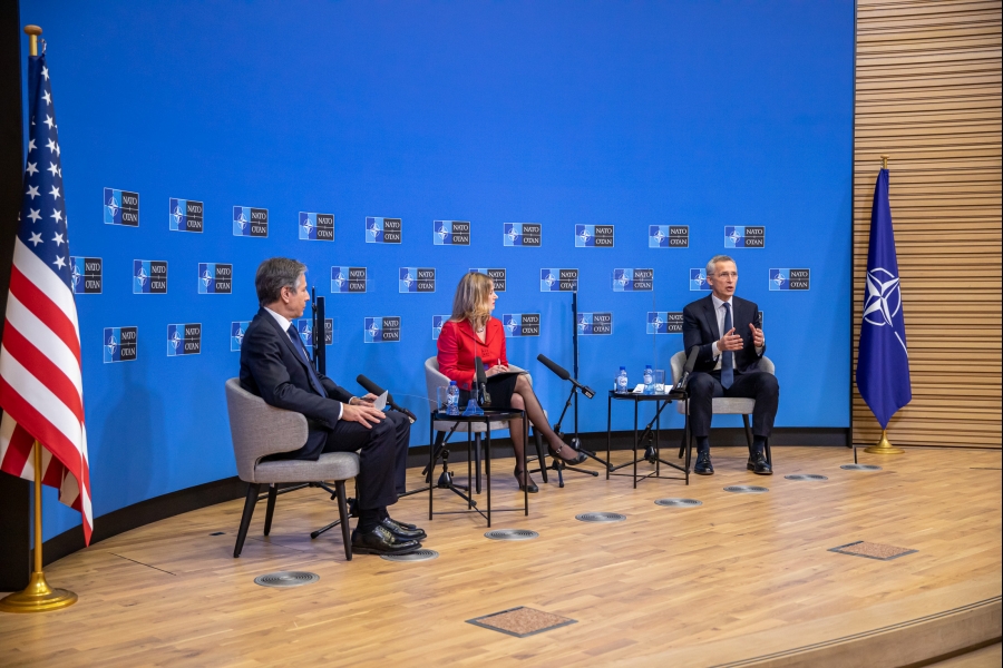 Blinken i Stoltenberg: Odlučno ćemo istupiti protiv agresivnog ponašanja Rusije