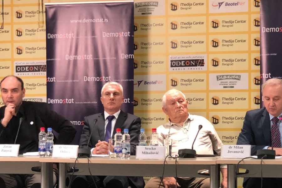 Politička scena se deli po tri apela