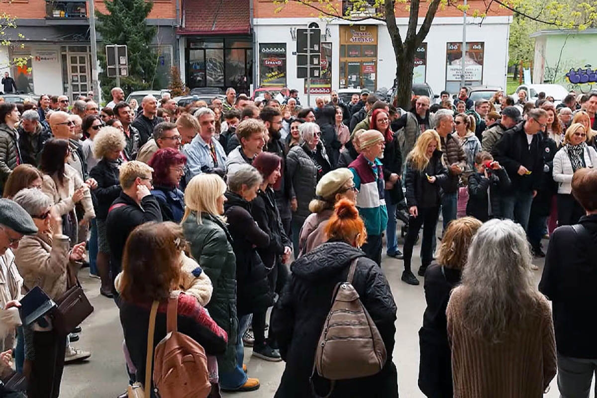 Zborovi građana kao dodatna legitimacija, "odozdo"