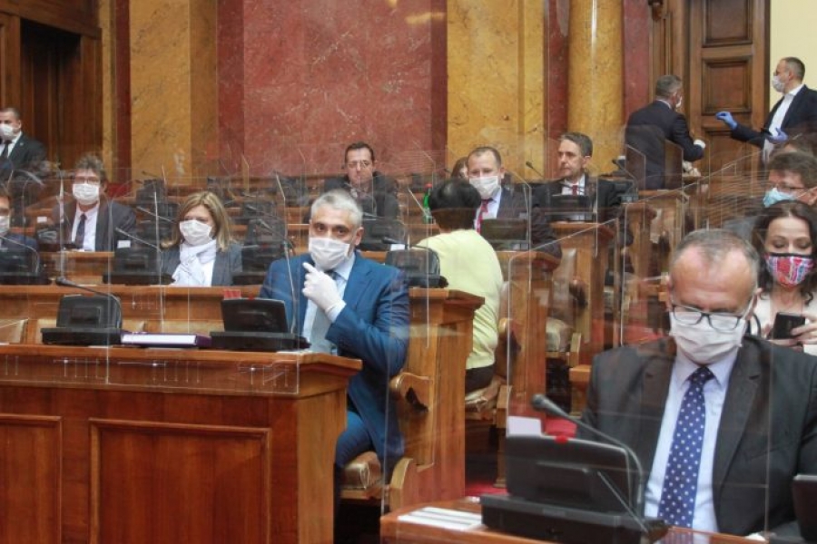 Pandemija donosi političku napetost