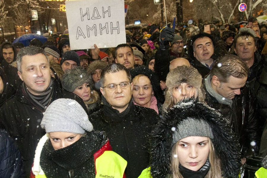 Dokle će šetati Borko sa "krvavom košuljom"