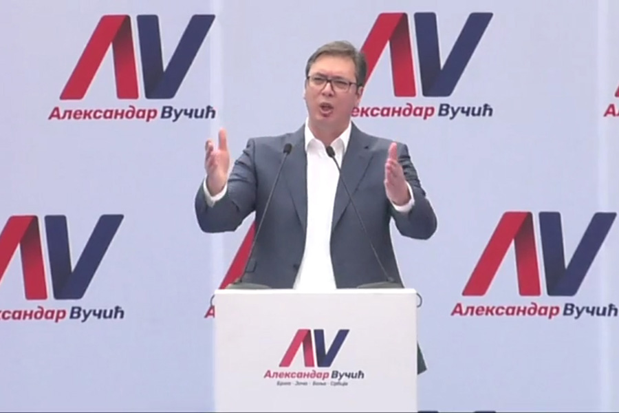 Vučić ima pad od tri odsto
